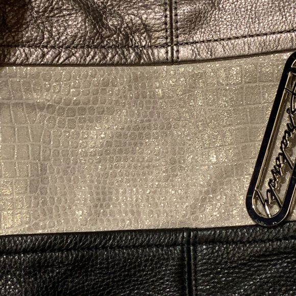 B Makowsky Silver Black & White Shoulder Bag - Picture 5 of 8